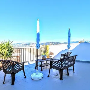  Apartment Canos - Calm - Option Cheap Parking
